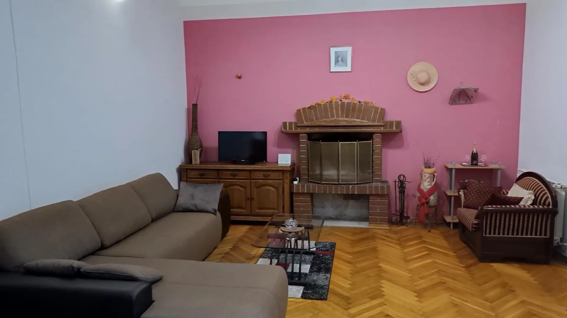 Giardini Apartment Pula